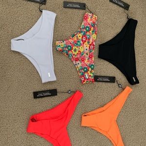 Set of 5 bikini bottoms